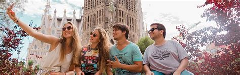 donde conocer gente en barcelona|Barcelona Fun Activites Meet people and Make friends 